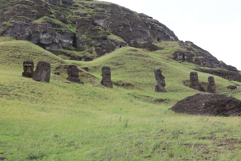 paaseiland moai beelden Rano Raraku