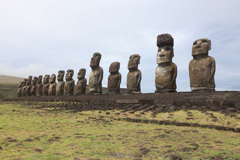 paaseiland moai beelden tongariki