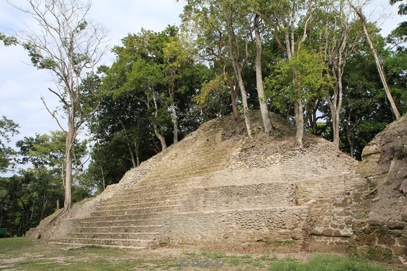 belize cahal pech san ignacio