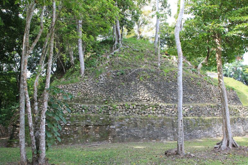 belize caracol san ignacio