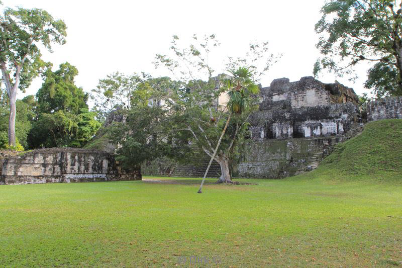 tikal guatemala flores