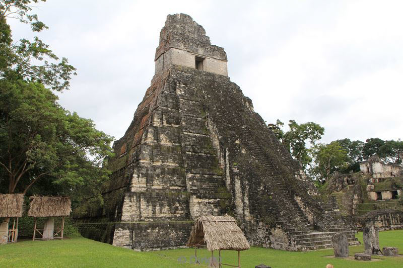 tikal guatemala flores