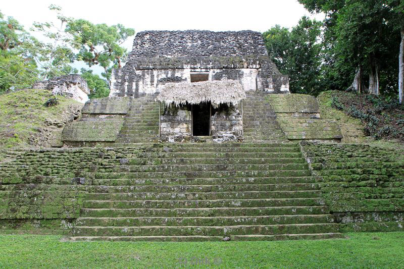 tikal guatemala flores