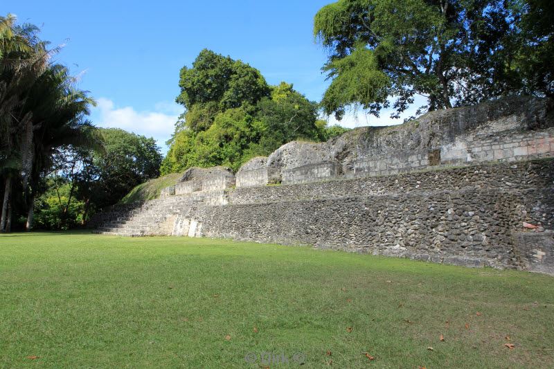 belize xunantunich san ignacio