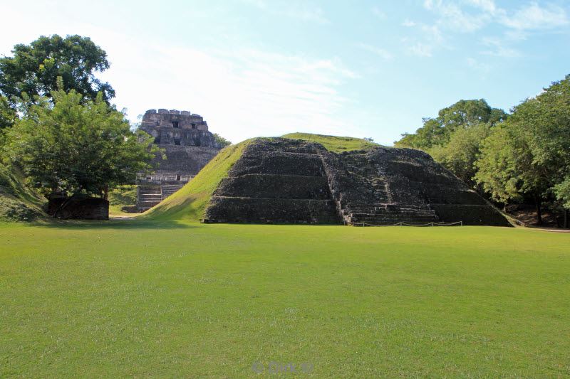 belize xunantunich san ignacio