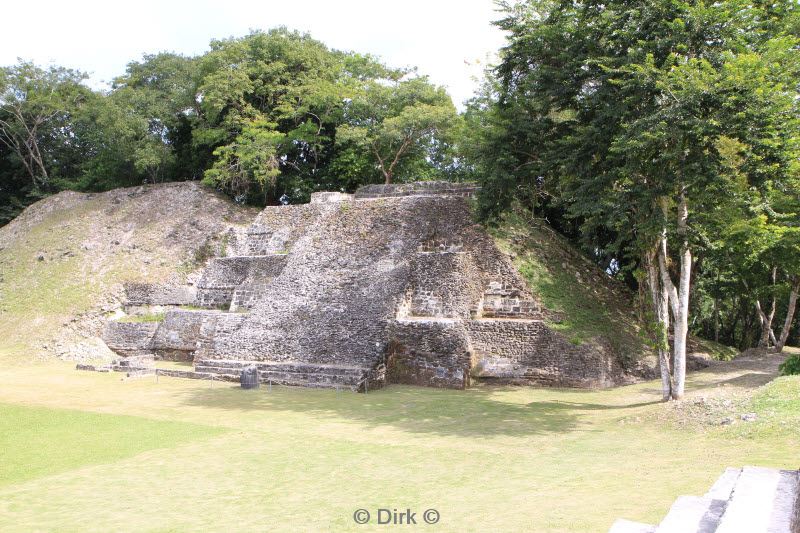 belize xunantunich san ignacio