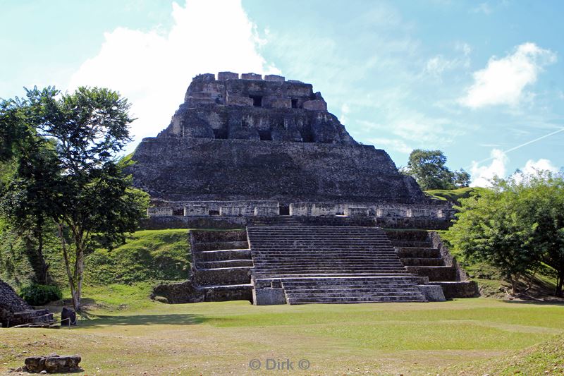 belize xunantunich san ignacio