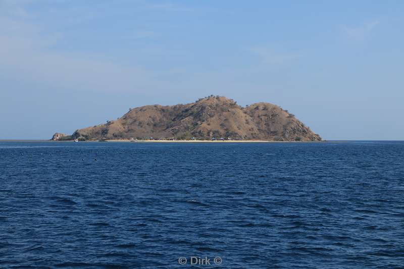 islands flores komodo