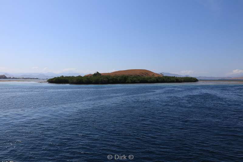 islands flores komodo