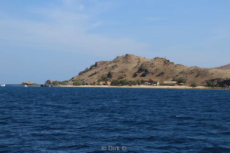 islands flores komodo