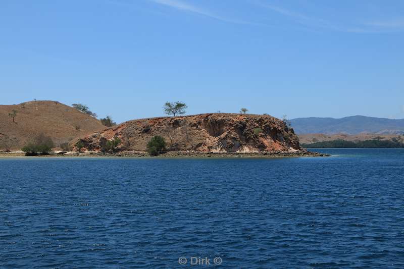 islands flores komodo