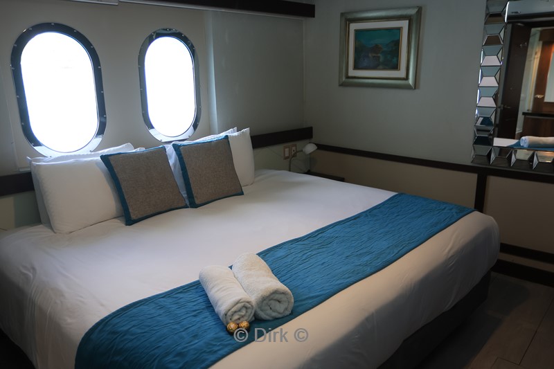 galapagos grand majestic