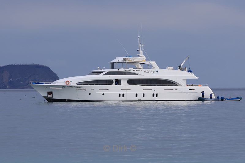 galapagos santa cruz
