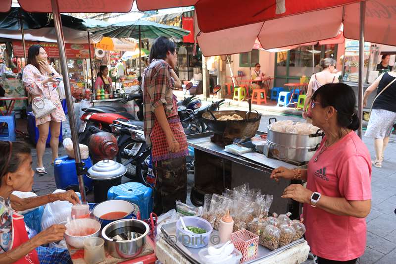 thailand bangkok bloemenmarkt chinatown