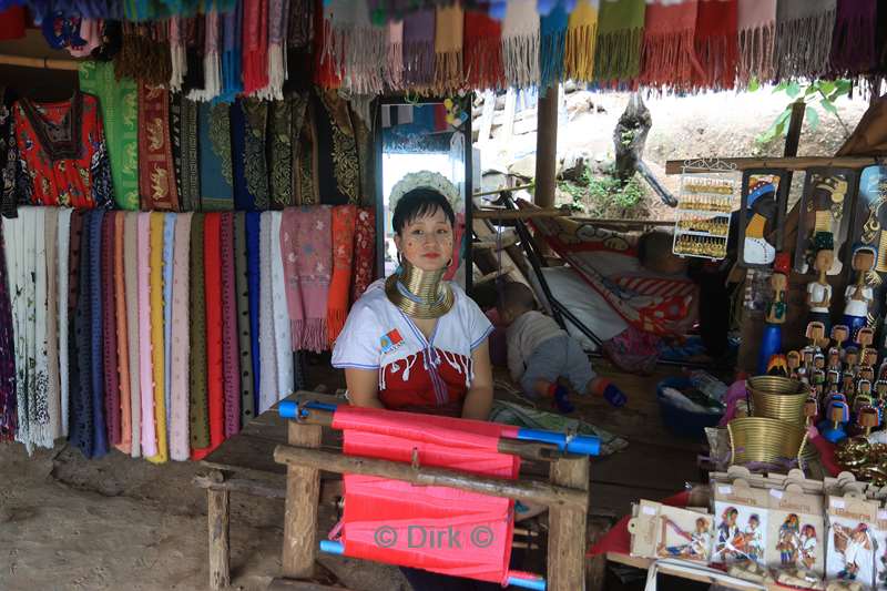 thailand long neck mensen dorp
