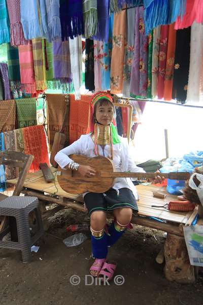 thailand long neck mensen dorp