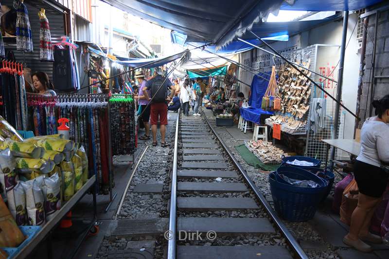 thailand maeklong railway market