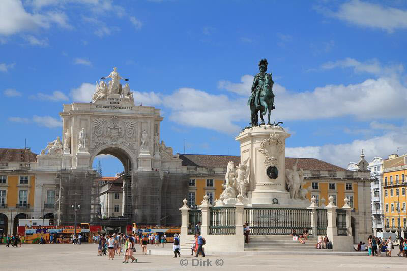 citytrip lissabon portugal praça do comércio