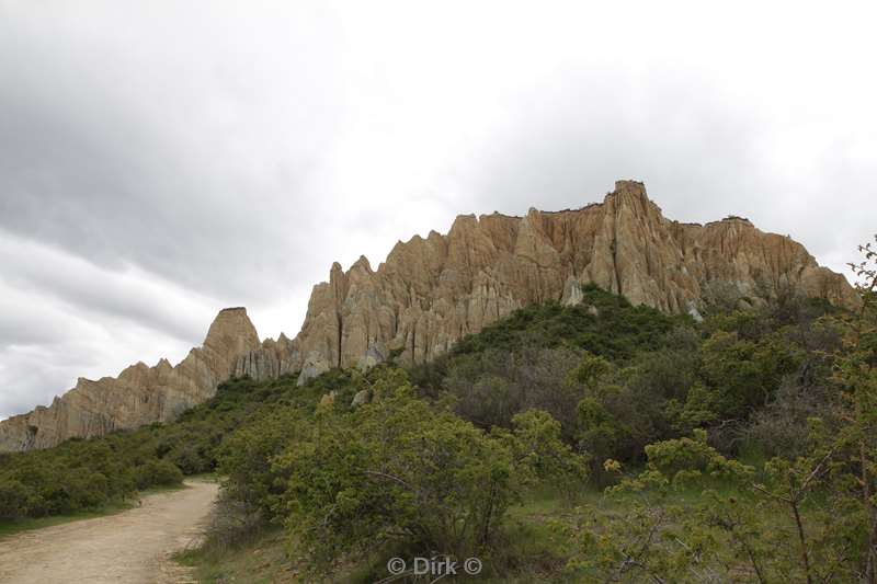 new zealand clay cliffs