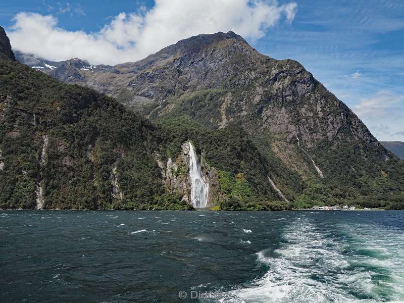 nieuw-zeeland cruise milford sound fjord