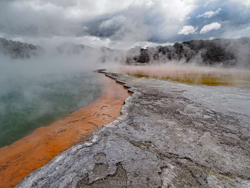 nieuw-zeeland geothermisch park wai-o-tapu