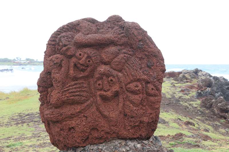 paaseiland moai beelden hanga roa