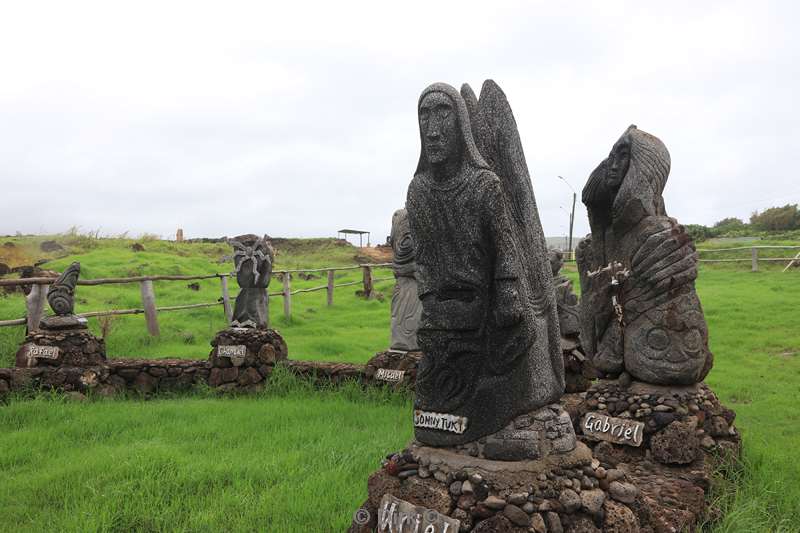 paaseiland moai beelden hanga roa