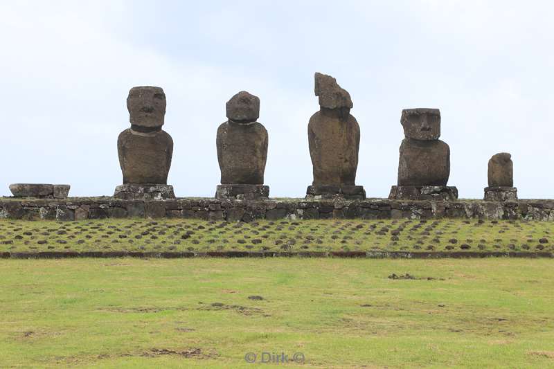 paaseiland moai beelden hanga roa