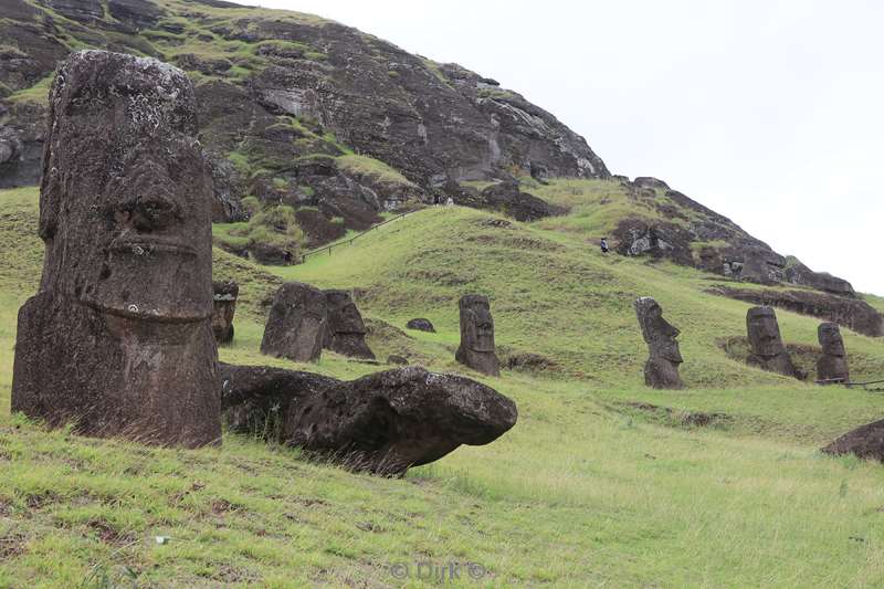 paaseiland moai beelden Rano Raraku