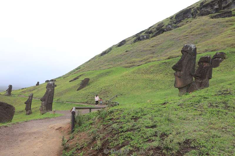 paaseiland moai beelden Rano Raraku