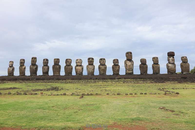 paaseiland moai beelden tongariki