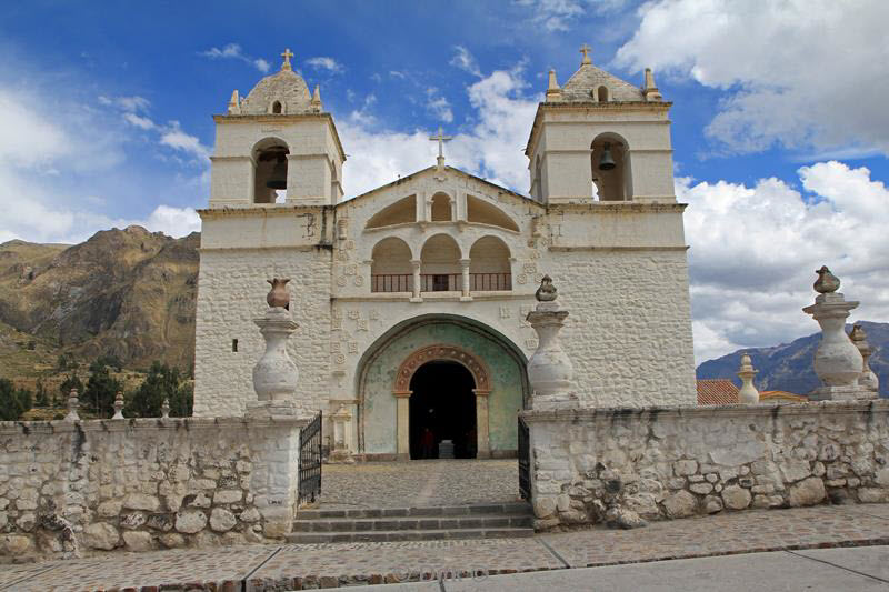 cruz del condor peru