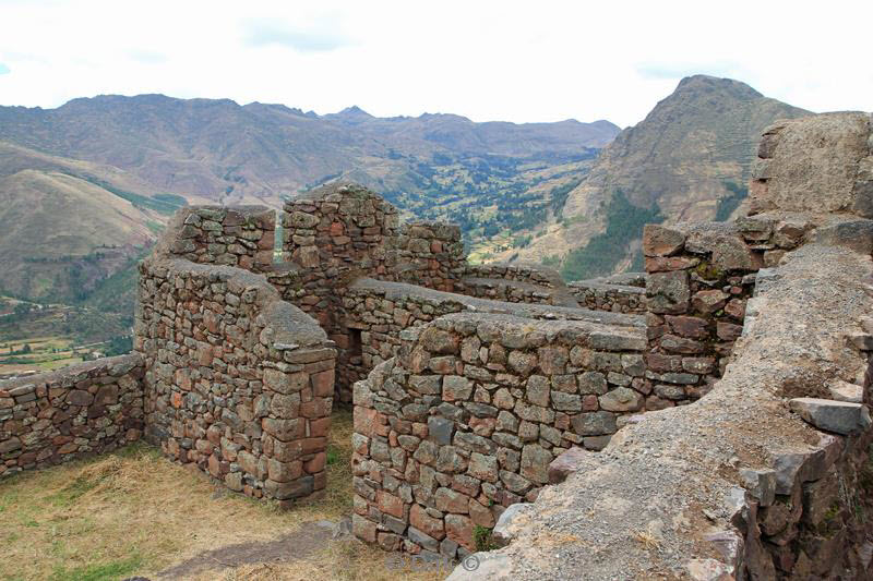 sacred valley peru