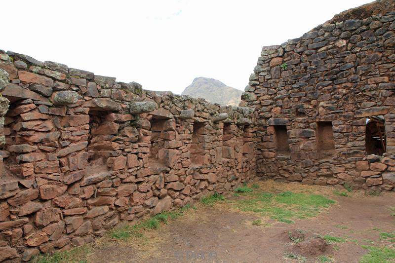 sacred valley peru