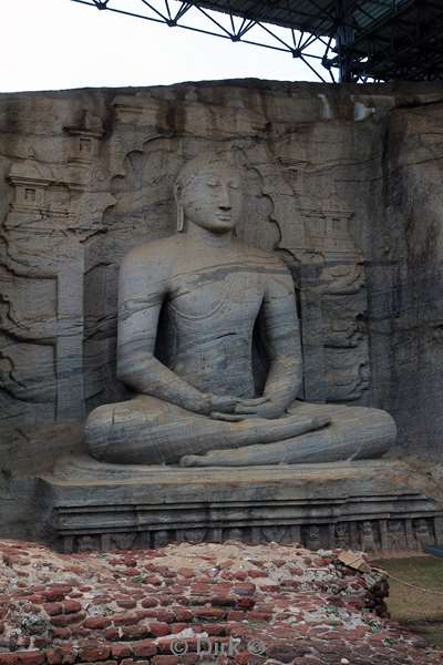 sri lanka gal vihara buddha