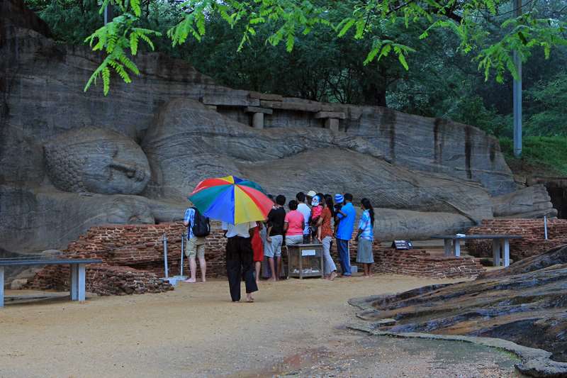 sri lanka gal vihara buddha