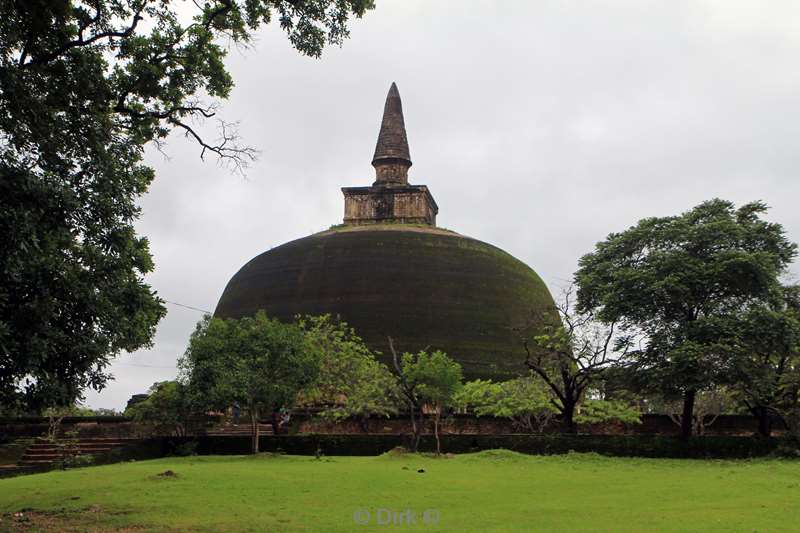 sri lanka boeddhistische tempels in polonnaruwa