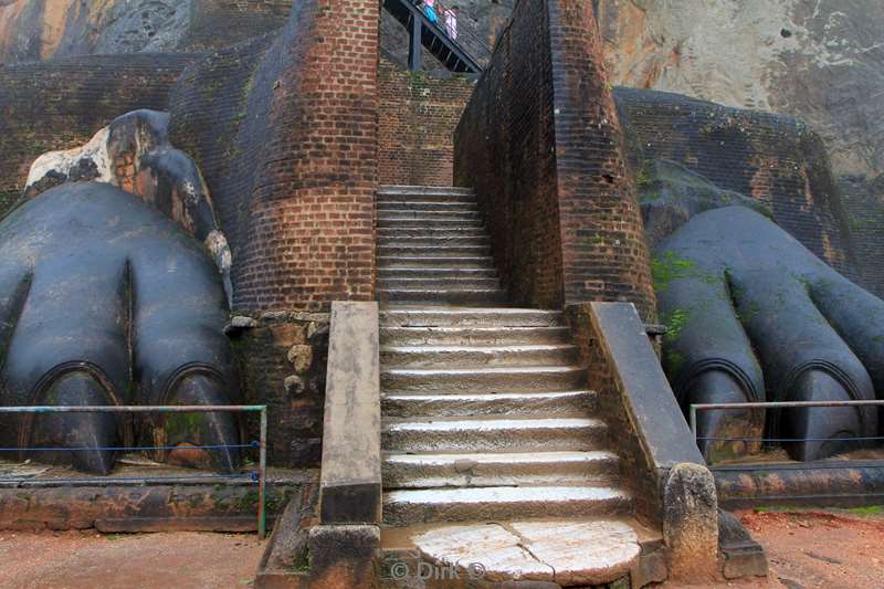 sri lanka sigiriya lion rock