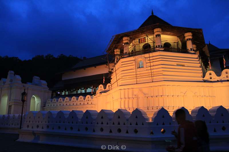 sri lanka temple tooth boeddha