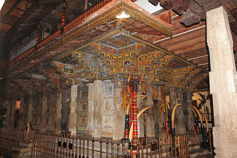 sri lanka temple tooth boeddha